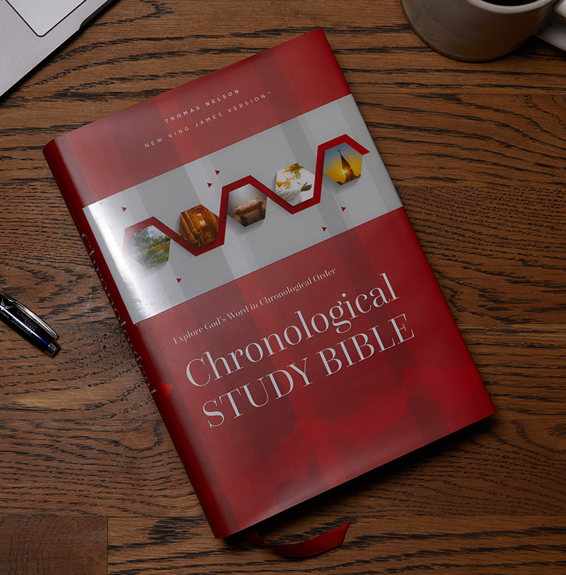 NKJV Chronological Study Bible photo