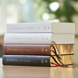 The Kingdom Life Bible NKJV Photo