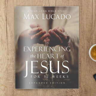 Experiencing the Heart of Jesus for 52 Weeks Revised and Updated Photo
