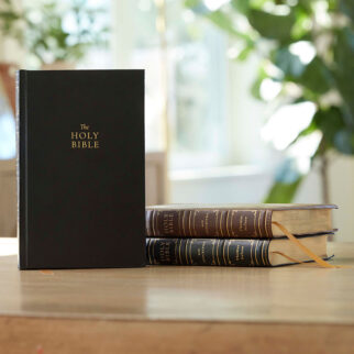 1611 KJV with Apocrypha Photo