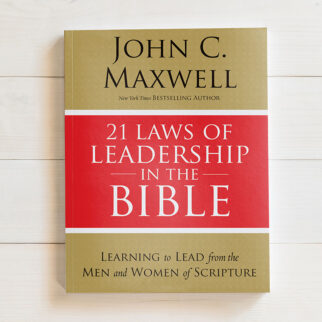 John C. Maxwell Leadership Bible Studies Photo