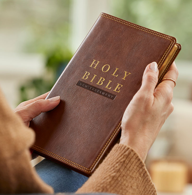 NKJV Super Giant Print New Testament - Thomas Nelson Bibles
