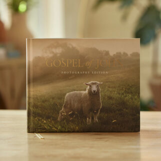 NKJV Gospel of John Photography Edition Photo